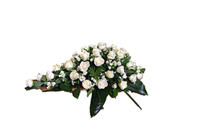 Blommor till begravning Tumba - Beställ blommor till begravning - Kistdekoration vita rosor och grönt
